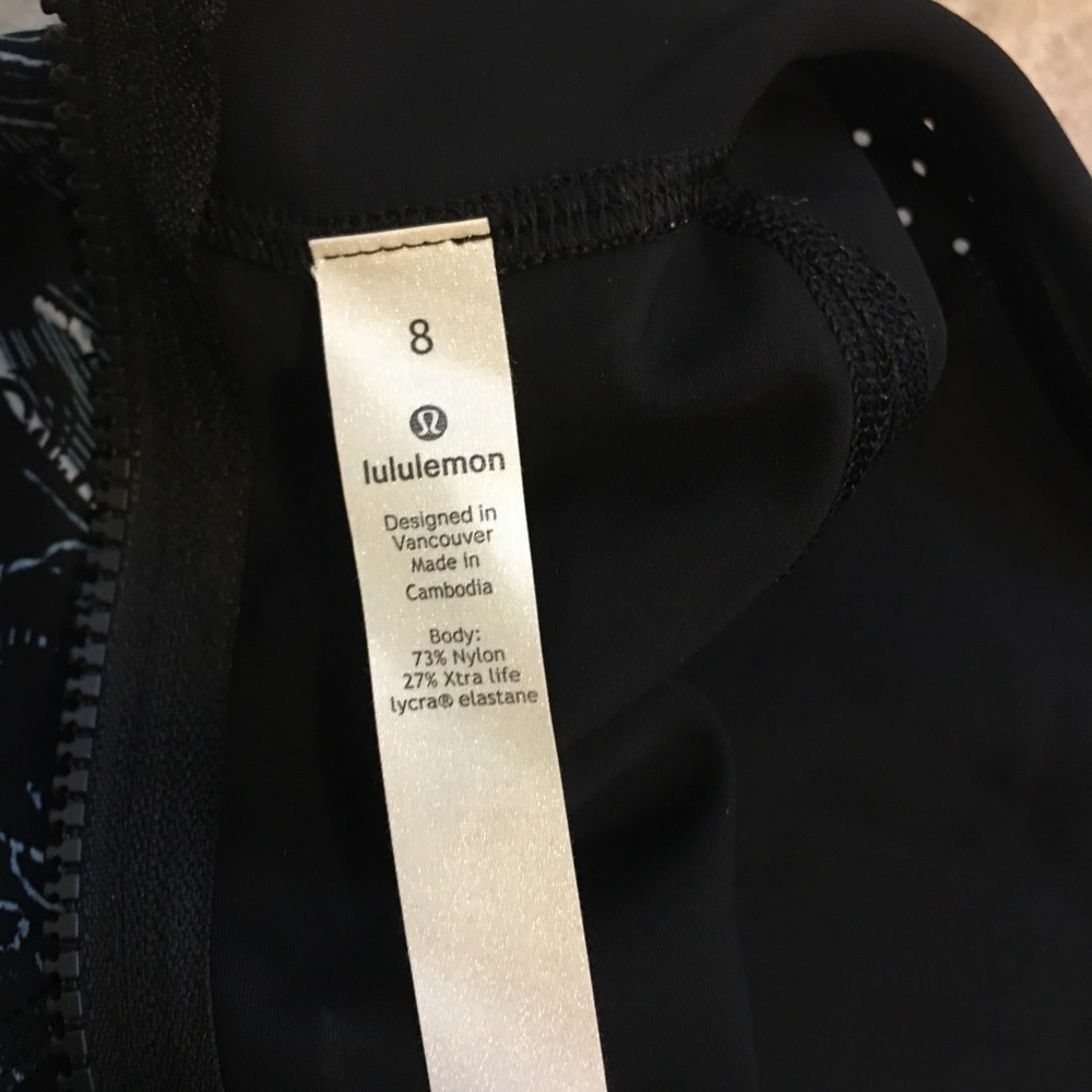 Lululemon half zip - Picture 7 of 7
